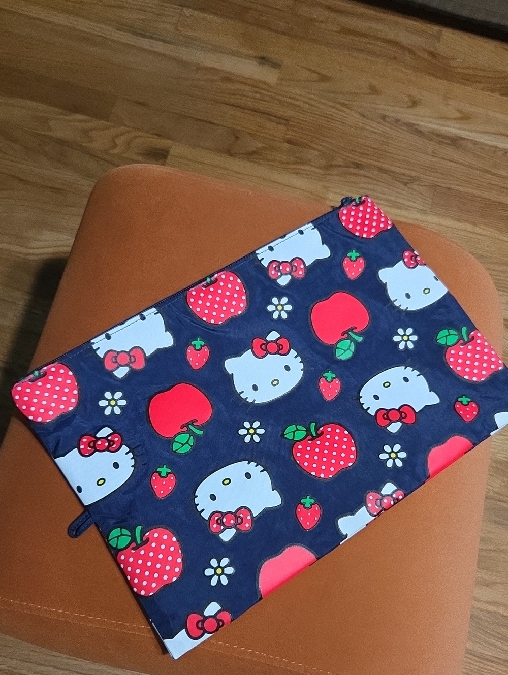 BAGGU Go Pouch Large - Hello Kitty (Hello Kitty & Friends)